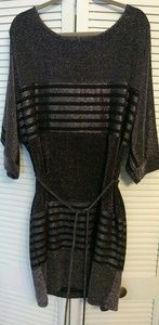 Roz & Ali Black & Silver Metallic Midi Dress